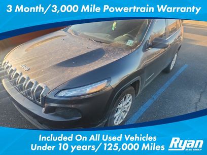 Used 2014 Jeep Cherokee Latitude w/ Comfort/Convenience Group