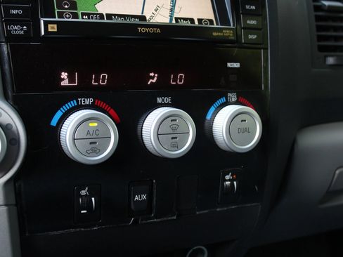 Used 2008 Toyota Tundra Limited AWD/4WD image 31