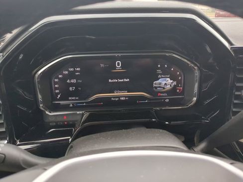 Used 2025 GMC Sierra 1500 Elevation image 17