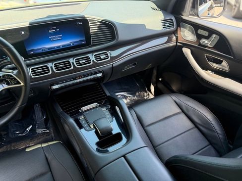 Used 2024 Mercedes-Benz GLE 350 4MATIC w/ 3rd Row Seat Package image 43