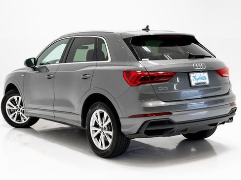 Used 2023 Audi Q3 2.0T Premium Plus w/ Premium Plus Package AWD/4WD image 30