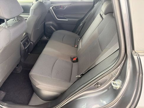 Used 2025 Toyota RAV4 LE AWD/4WD image 13