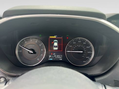 Used 2023 Subaru Crosstrek 2.5i Limited AWD/4WD image 12