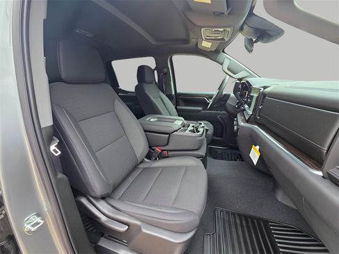 New 2026 Chevrolet Silverado 1500 LT image 11