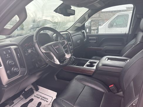 Used 2017 GMC Sierra 2500 SLT w/ Driver Alert Package image 12