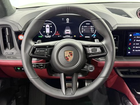 Certified 2026 Porsche Cayenne GTS AWD/4WD image 45