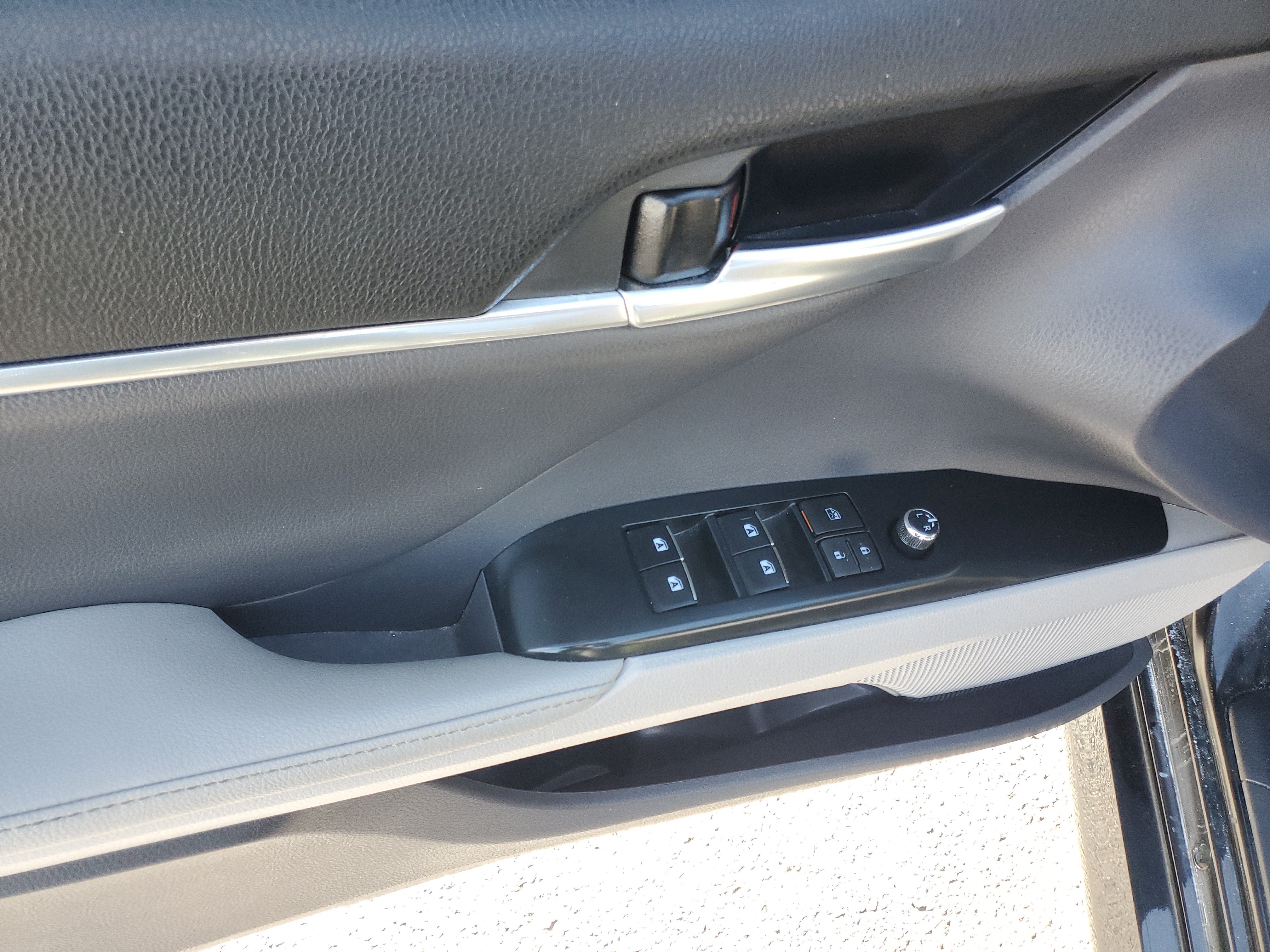 Certified 2020 Toyota Camry XLE w/ Driver Assist Package FWD image 18