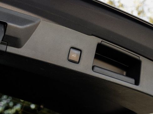 Used 2022 Ford Escape SE w/ Convenience Package image 66