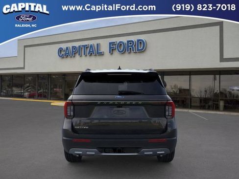 New 2026 Ford Explorer Active w/ Active Comfort Package RWD image 5