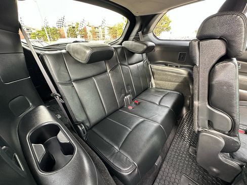 Used 2019 Nissan Pathfinder SV image 21