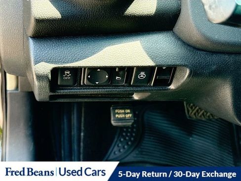 Used 2012 Nissan Maxima 3.5 SV w/ Monitor Pkg FWD image 11