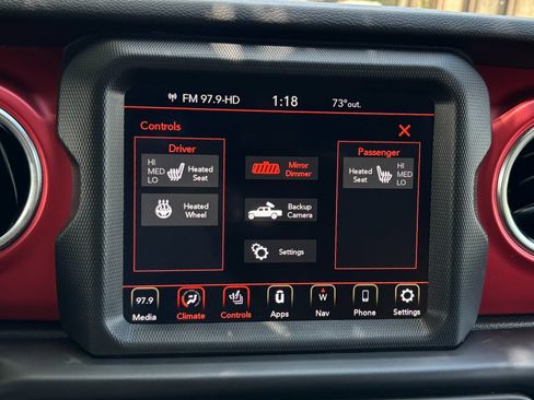 Used 2022 Jeep Gladiator Rubicon w/ LED Lighting Group AWD/4WD image 37