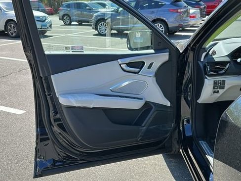 Used 2026 Acura RDX SH-AWD w/ Technology Package image 8