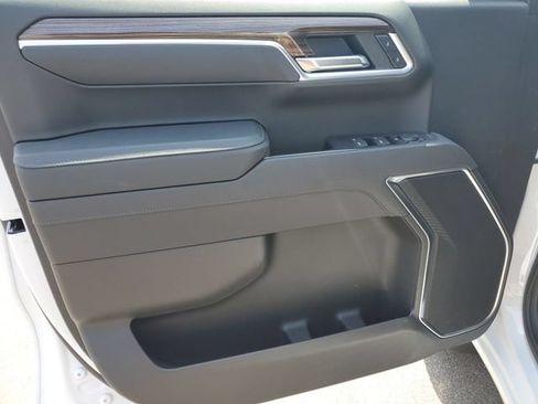 Certified 2025 Chevrolet Silverado 1500 LT AWD/4WD image 21