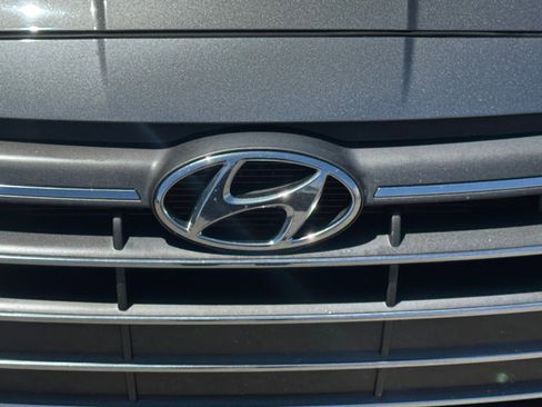 Used 2020 Hyundai Elantra SEL w/ Cargo Package (C1) FWD image 27