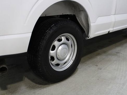 Used 2023 Ford F150 XL image 26