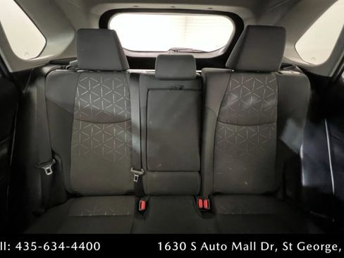 Used 2024 Toyota RAV4 XLE image 25