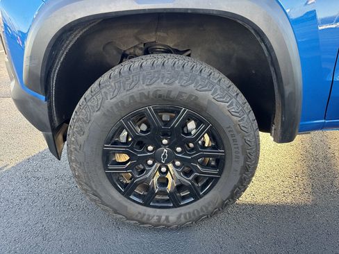 Used 2024 Chevrolet Colorado Trail Boss w/ Advanced Trailering Package image 10