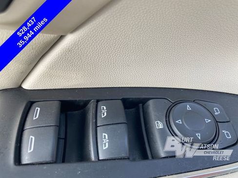 Used 2023 Buick Envision Essence AWD/4WD image 12