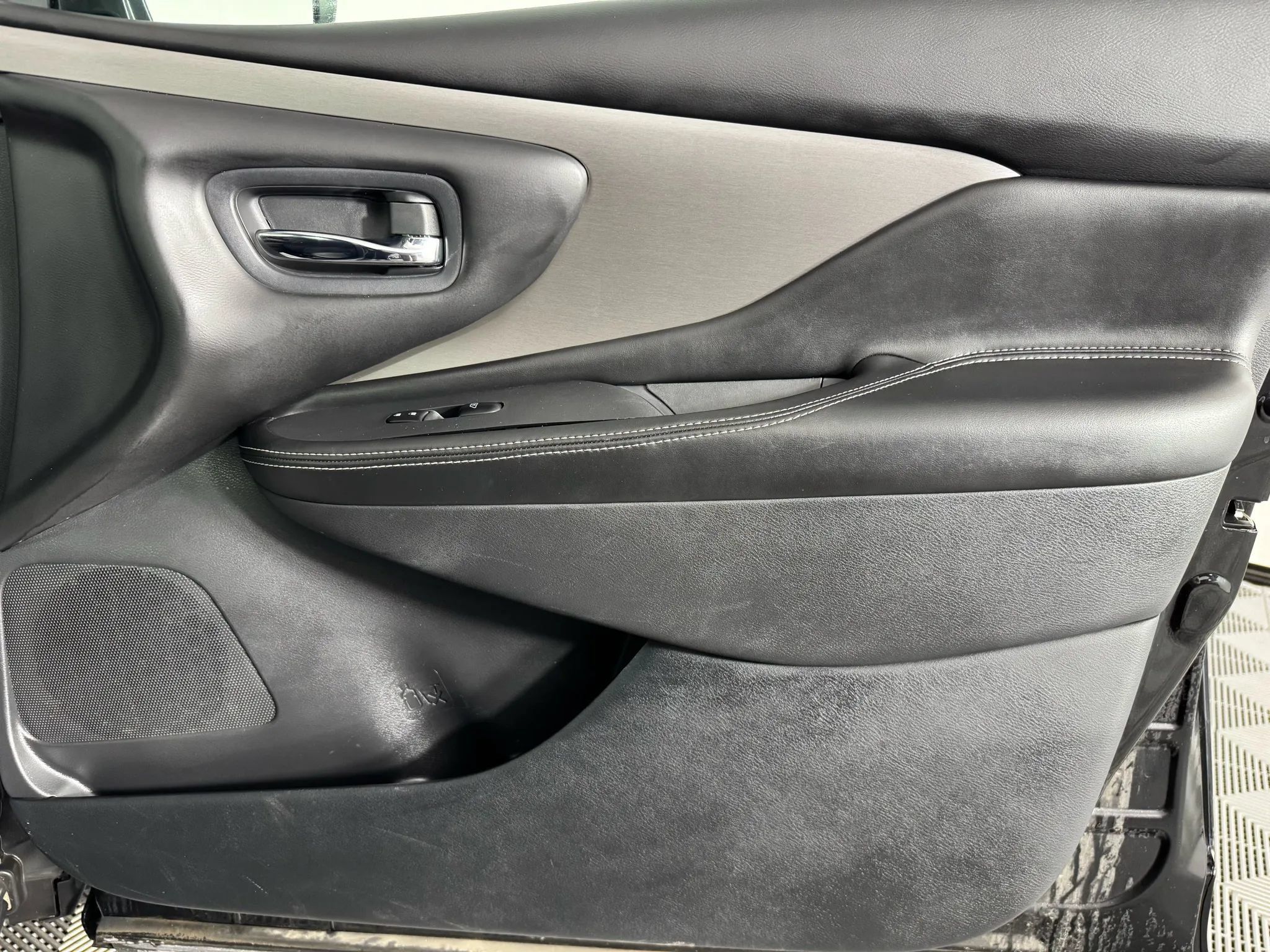 Used 2020 Nissan Murano S w/ Technology Package AWD/4WD image 37