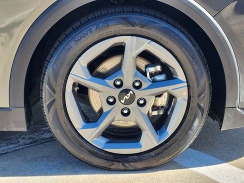 Used 2025 Kia K4 LXS image 10