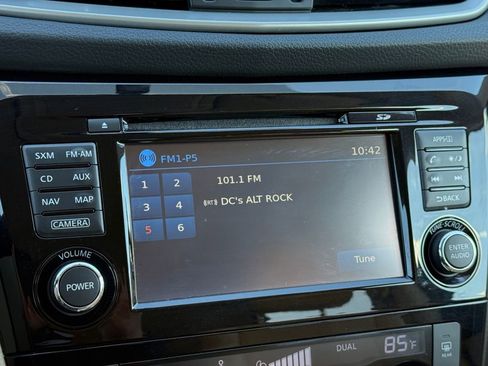 Used 2015 Nissan Rogue SL w/ SL Premium Package image 14