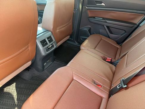 Used 2021 Volkswagen Atlas SEL AWD/4WD image 10