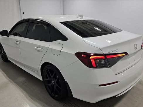 Used 2025 Honda Civic Sport image 7