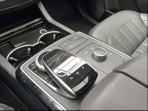 Used 2018 Mercedes-Benz GLE 350 4MATIC image 40