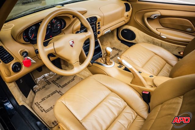 Used 2004 Porsche 911 Carrera 4S AWD/4WD image 2