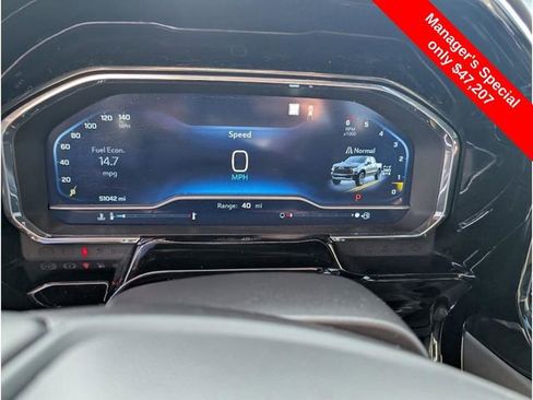 Used 2023 Chevrolet Silverado 1500 ZR2 image 21