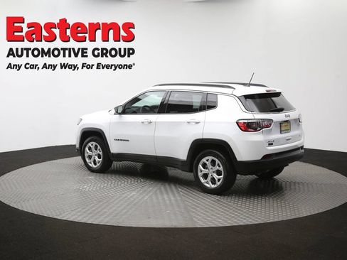 Used 2024 Jeep Compass Latitude AWD/4WD image 58