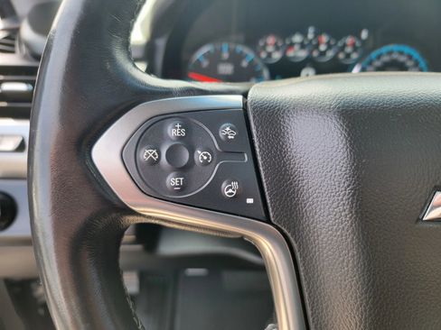 Used 2019 Chevrolet Suburban Premier image 21