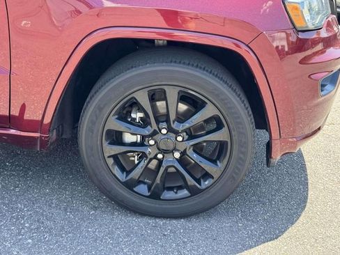 Used 2021 Jeep Grand Cherokee Laredo X RWD image 7