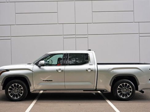 Used 2022 Toyota Tundra Limited AWD/4WD image 52