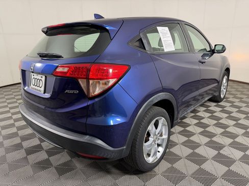 Used 2016 Honda HR-V LX image 9