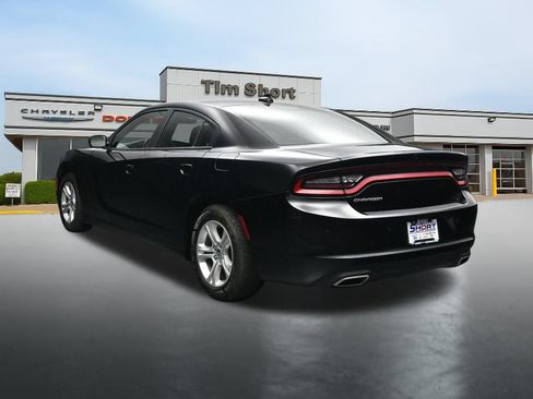 Used 2023 Dodge Charger SXT RWD image 3