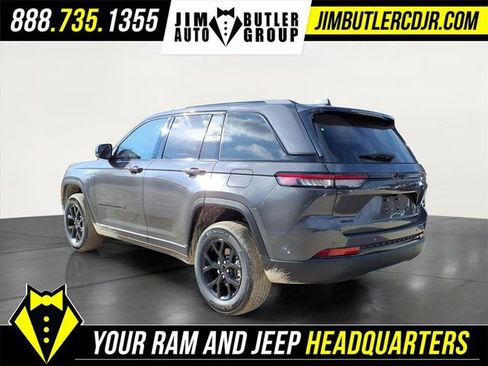 New 2025 Jeep Grand Cherokee Altitude AWD/4WD image 3