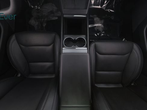 Used 2025 Tesla Model 3 Long Range RWD image 26