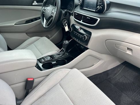 Used 2020 Hyundai Tucson SE FWD image 16