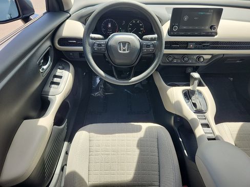 Used 2025 Honda HR-V LX image 11