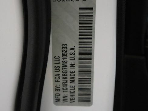 Certified 2021 Jeep Grand Cherokee L Limited w/ Luxury Tech Group II image 38