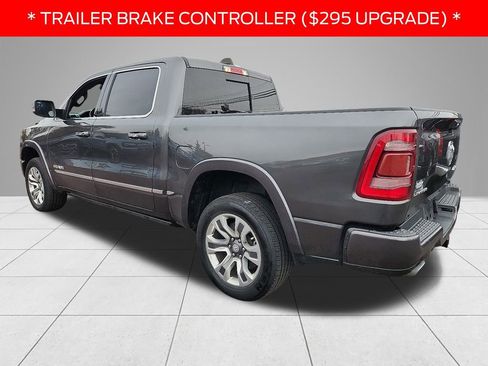 Used 2022 RAM 1500 Limited w/ Body Color Bumper Group image 6