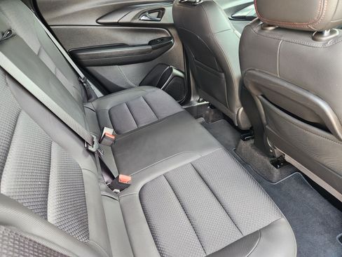 Used 2022 Chevrolet TrailBlazer RS image 33