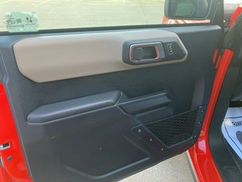 Used 2024 Ford Bronco Wildtrak image 7