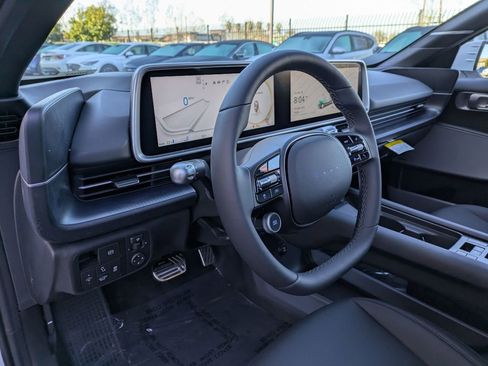 New 2025 Hyundai Ioniq 6 Limited image 14