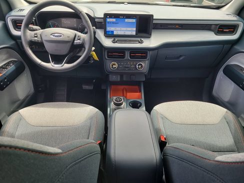 Certified 2024 Ford Maverick XLT w/ XLT Luxury Package FWD image 11