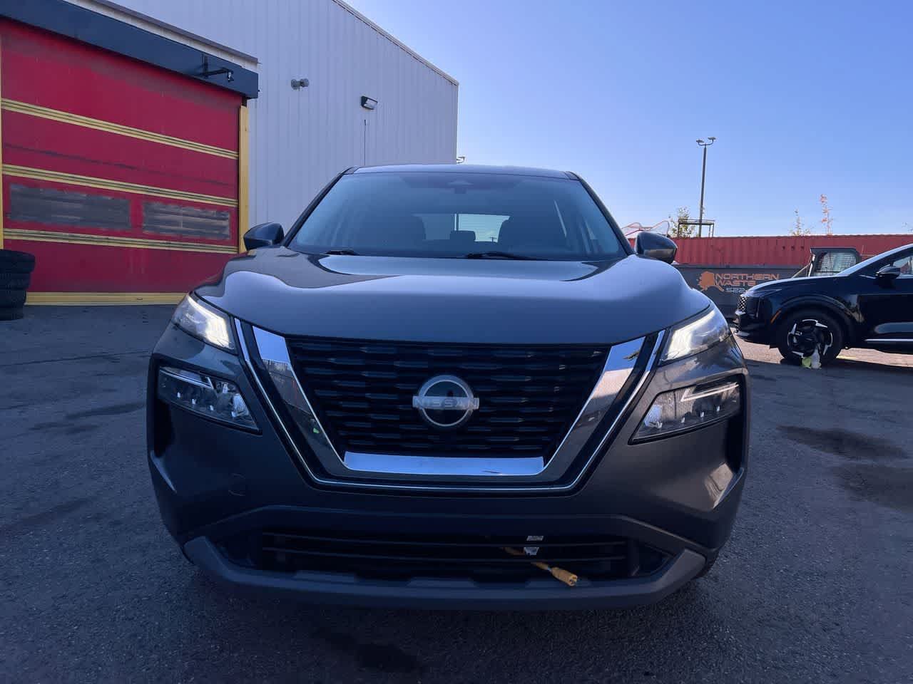 Used 2023 Nissan Rogue SV AWD/4WD image 29