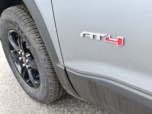Used 2022 GMC Acadia AT4 w/ Trailering Package AWD/4WD image 11