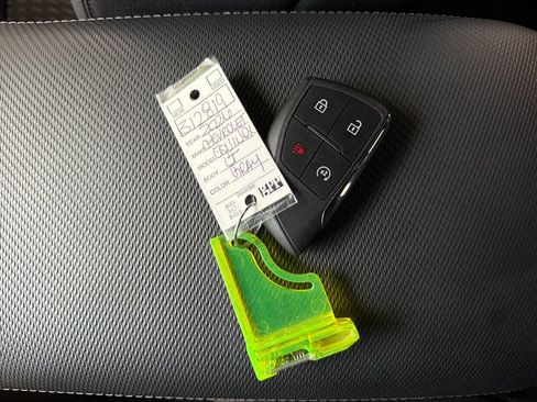 Used 2026 Chevrolet Equinox LT FWD image 34
